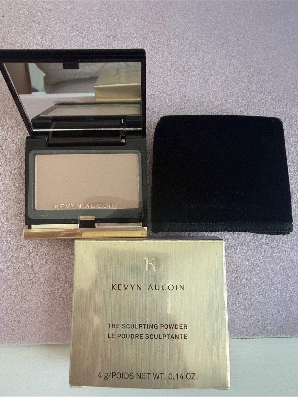 Kevyn Aucoin Sculpting Powder Compact in Neutral Beige with Gold Case